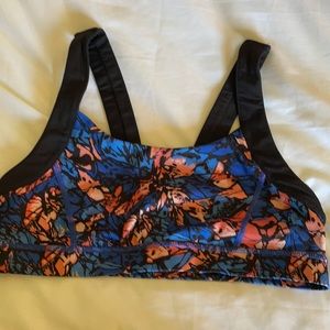 Lulu sports bra
